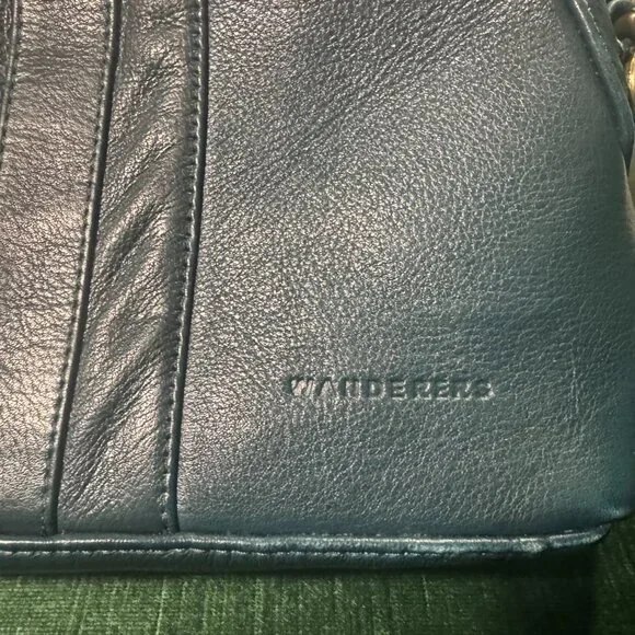 Gorgeous Blue Leather Crossbody Purse (Wanderers) - Picture 6 of 8